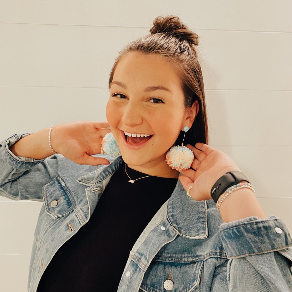 Meet your Posher, Natalie